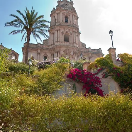 Casa Degli Avi Don Neli, Immersa Nella Natura בית נופש מודיקה